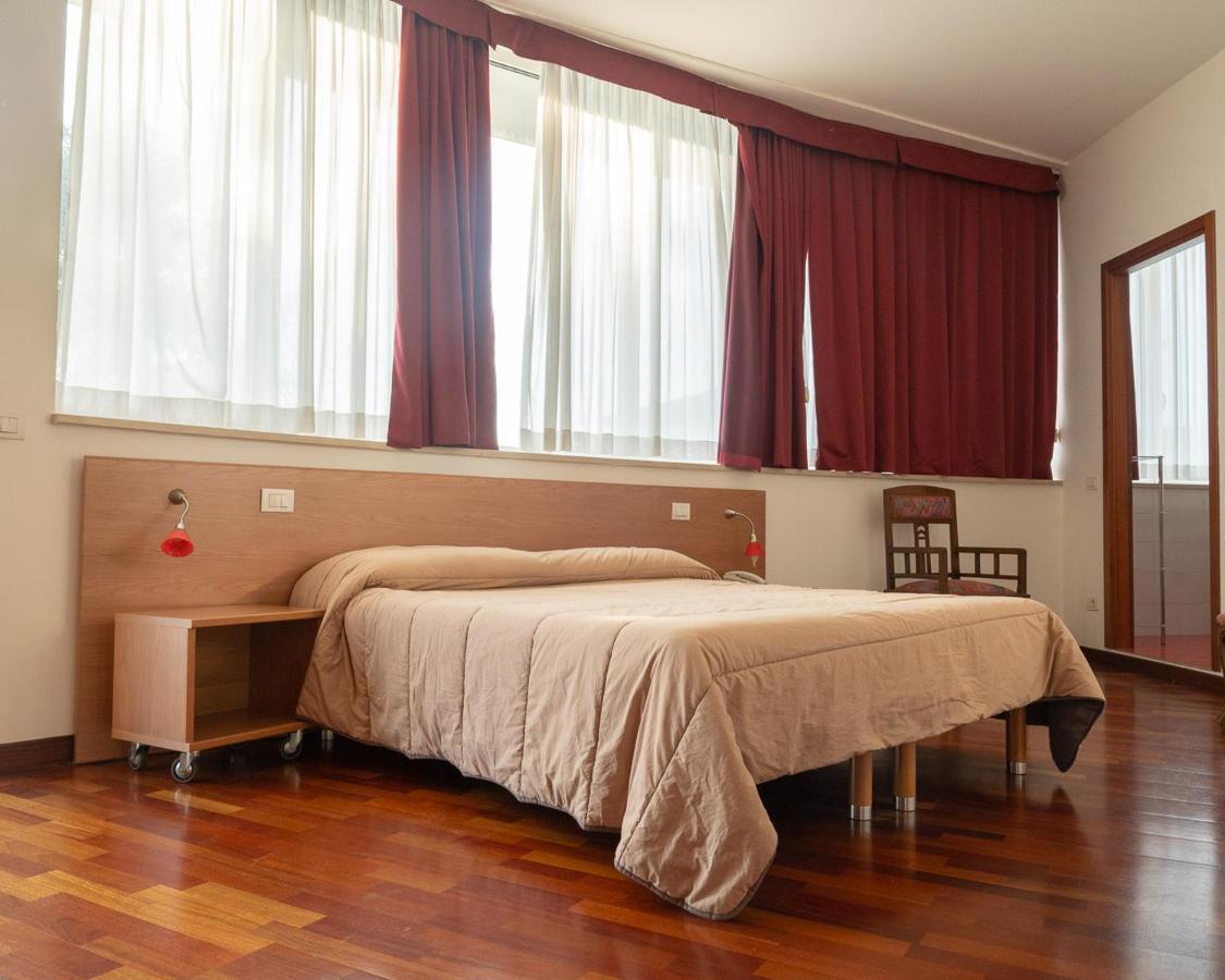 Hotel All'Oasi Paese Εξωτερικό φωτογραφία